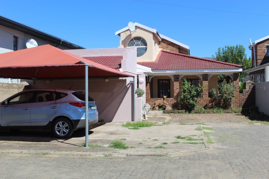 3 Bedroom Property for Sale in Top Town Eastern Cape